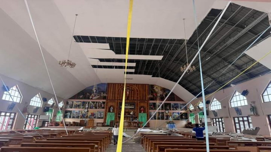 Tedim myo ih Myoma Catholic biakinn pi ceiling a tlak ih minung hliam um lo.(August 13, 2024)